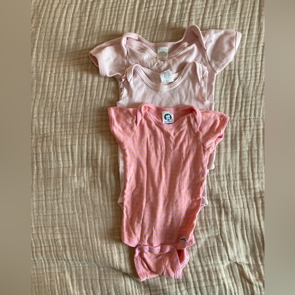 Baby girl vintage pink onesie bundle - 100% cotton - Picture 1 of 4